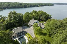 Rice Point Waterfront Luxury by Rocky Coast Rental - Image 3