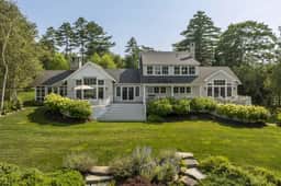Rice Point Waterfront Luxury by Rocky Coast Rental - Image 2