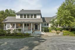 Rice Point Waterfront Luxury by Rocky Coast Rental - Image 5
