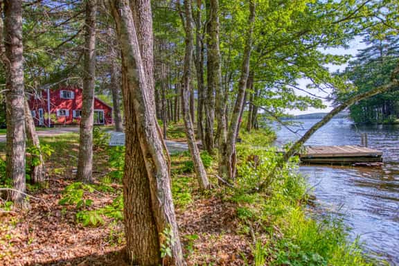 Lakefront Retreat with Private Docks & Kayaks - Image 1