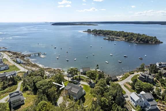 Ocean Point Boothbay Luxury Home|5BR |4.5BA - Image 1