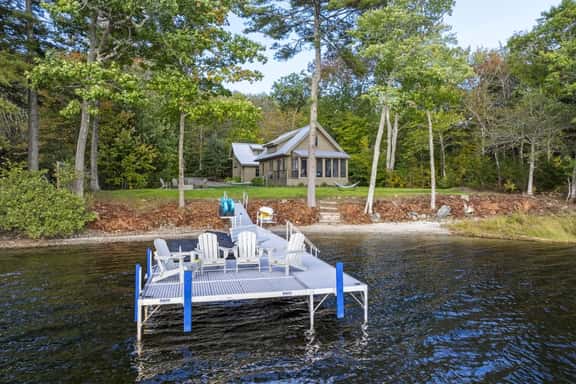 Pemaquid Waterfront Retreat, Private Dock, Firepit, Screen porch & Kayaks - Image 1