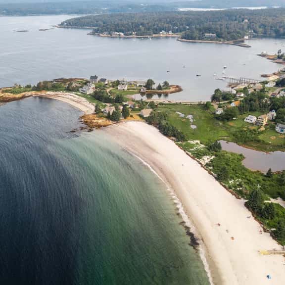 Walk to Pemaquid Beach by Rocky Coast Rentals - Image 1