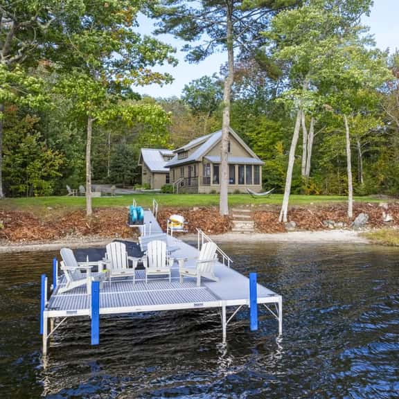 Pemaquid Waterfront Retreat, Private Dock, Firepit, Screen porch & Kayaks - Image 1